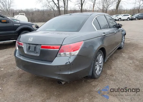 2011 Honda Accord 2.4 Ex-L из США, поврежденный, VIN 1HGCP2F8XBA050680